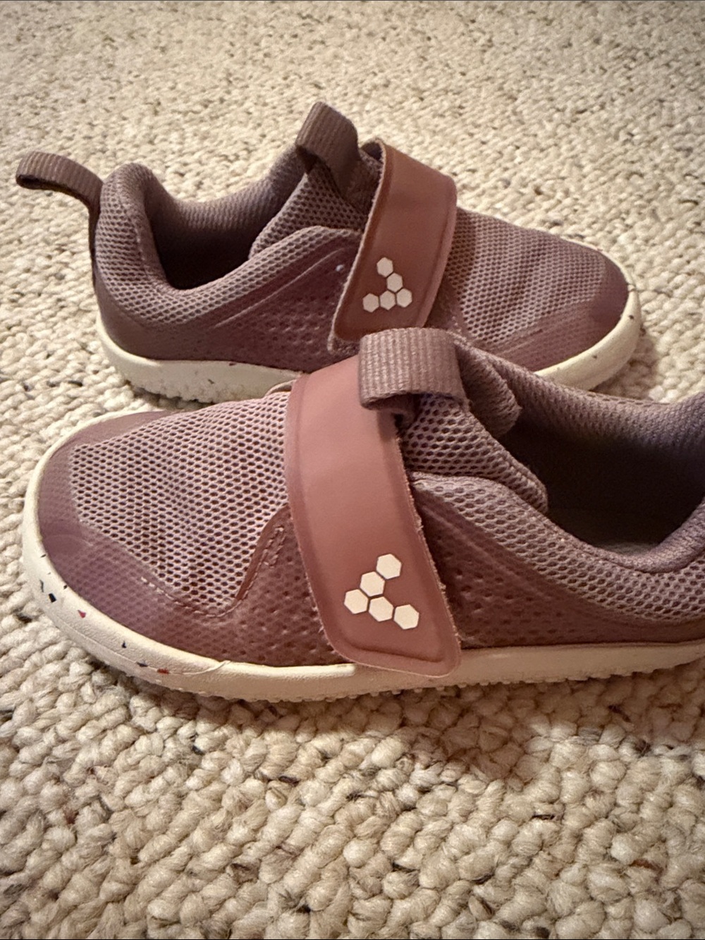 Vivobarefoot Primus Sport  in Mauve